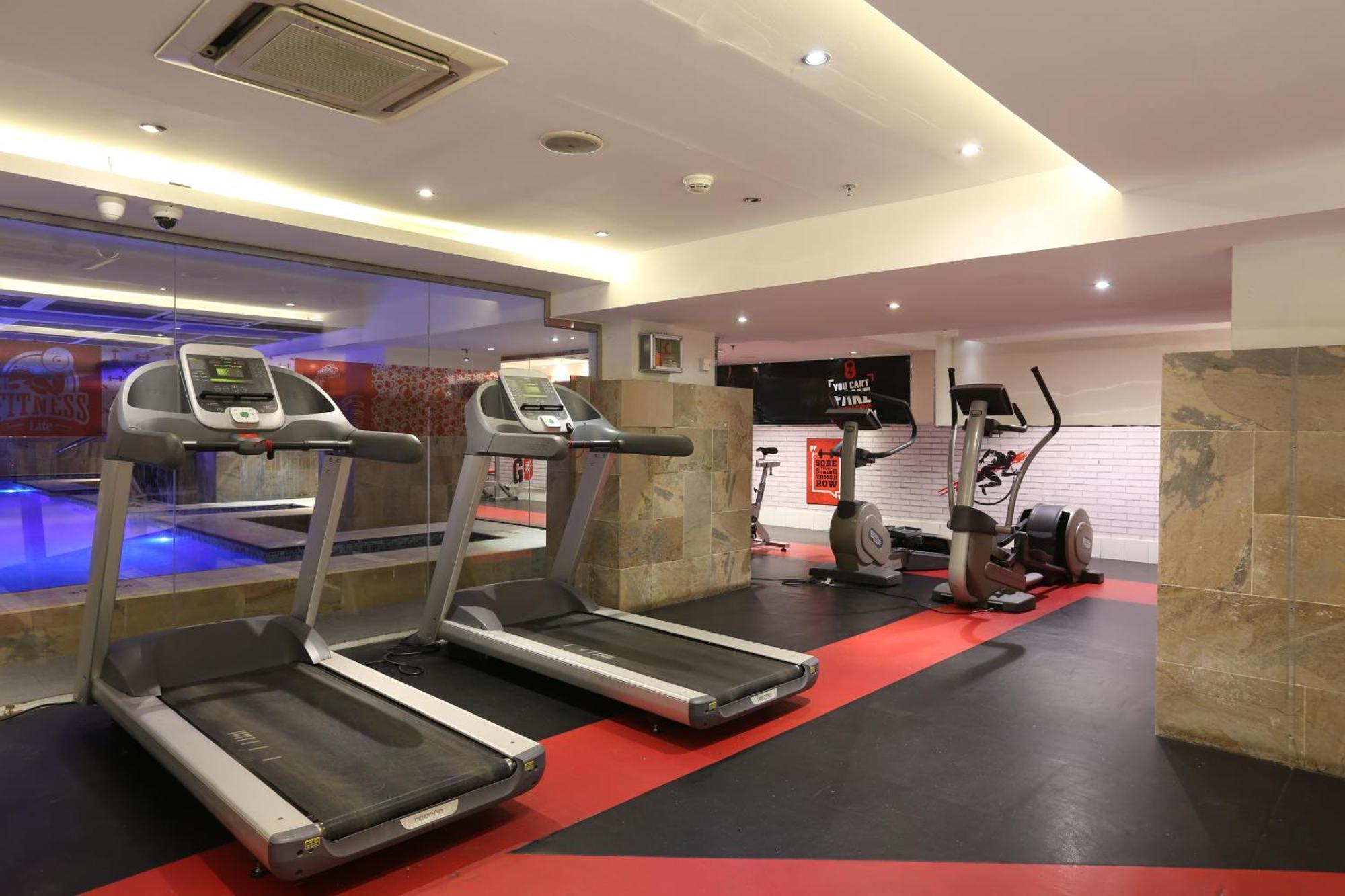 Hotel Al Qasr By Ihg 4*